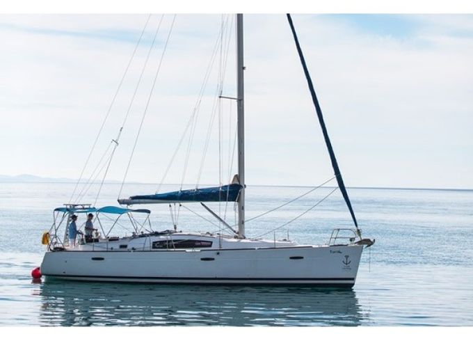 Bénéteau Oceanis 43