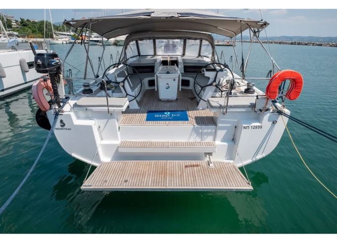 Bénéteau Oceanis 51.1