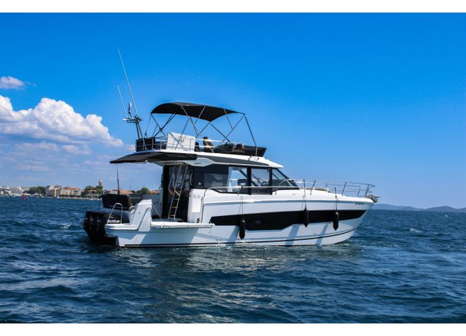 Jeanneau Merry Fisher 1295 FLY