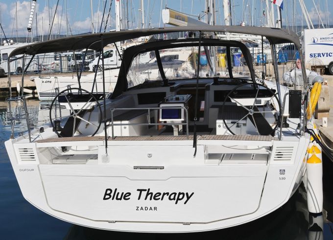 Dufour 530