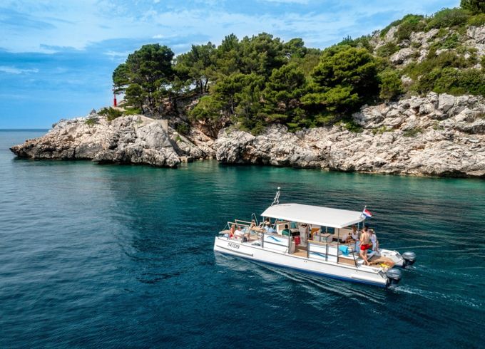 Monte Marine Yachting Cat 9,5 Party