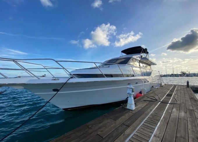 Azimut 68