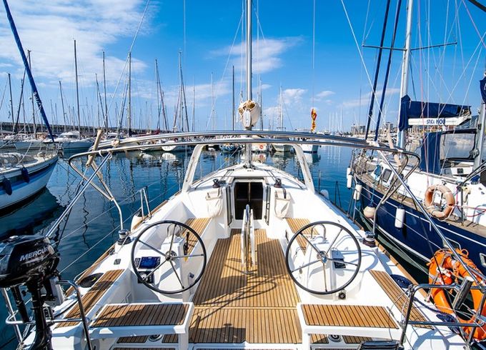 Bénéteau Oceanis 381