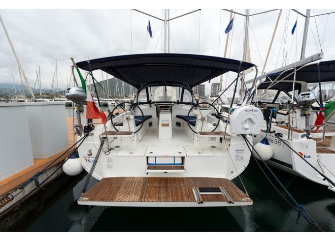 Bénéteau Oceanis 37.1