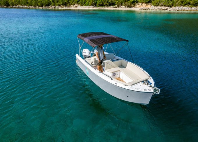 Mboat Falon 560