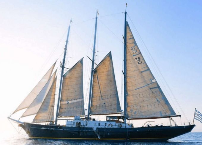 Camper & Nicholsons SIR WINSTON CHURCHILL