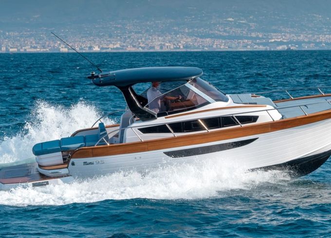 Mimi LIBECCIO 9.5 CABIN