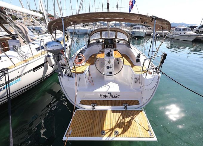 Bavaria Cruiser 33