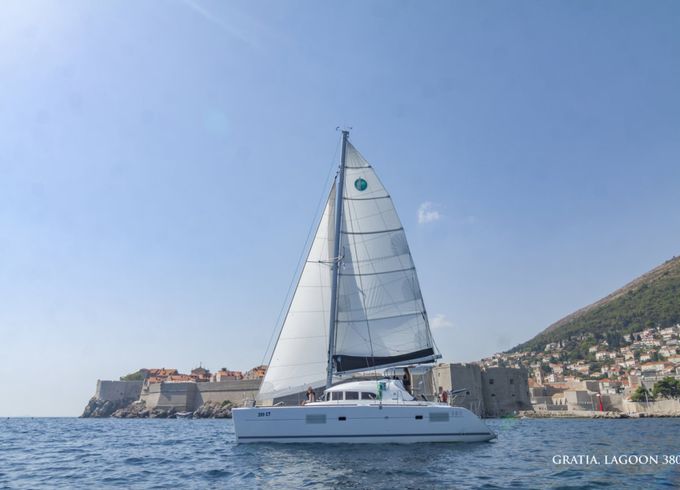 Lagoon 380