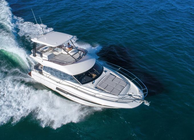 Prestige 460 fly
