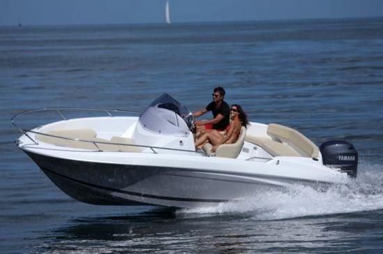 Jeanneau CAP CAMARAT 6,5 CC Style