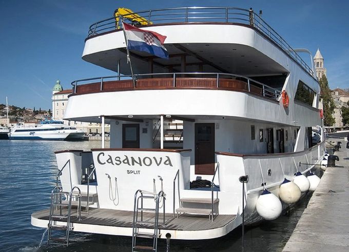 Custom Made MS Casanova