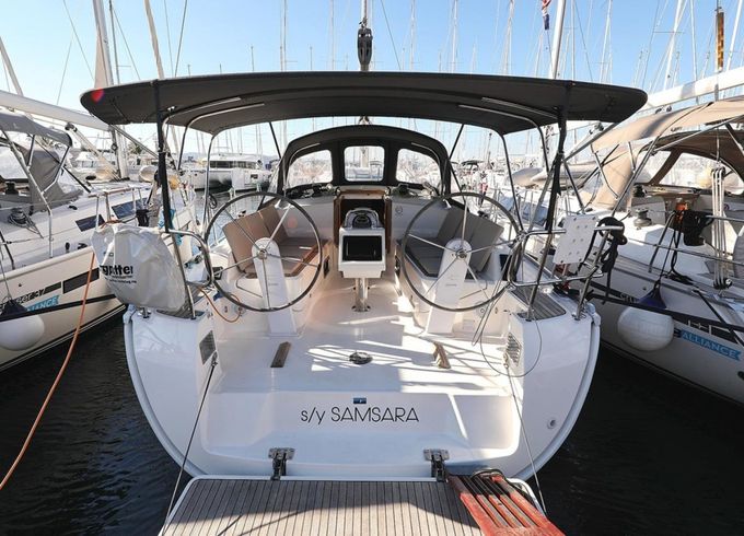 Bavaria Cruiser 37