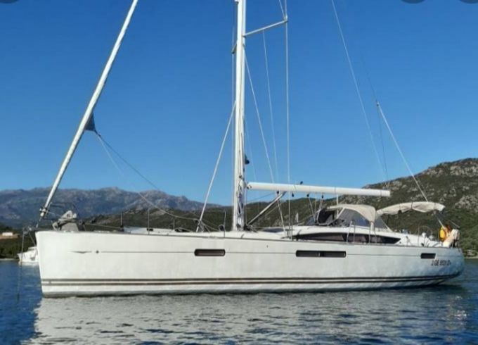 Jeanneau 53