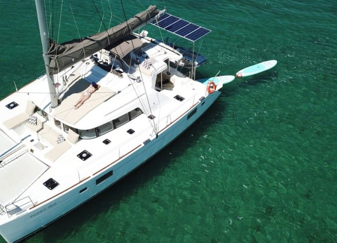 Lagoon 44