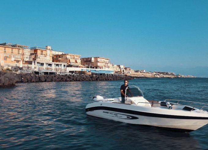 Mano Marine 21.50