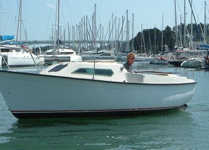 Bénéteau California 550