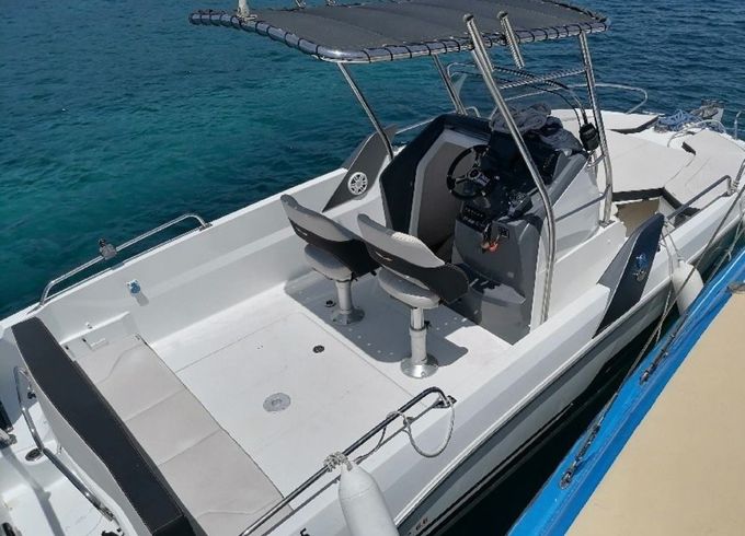Bénéteau Flyer 6.6 SPACEdeck