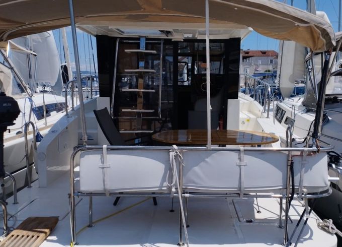 Cobra Yachts Futura 40 Grand Horizon