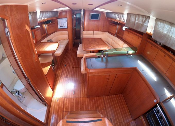 Jeanneau Sun Odyssey 43