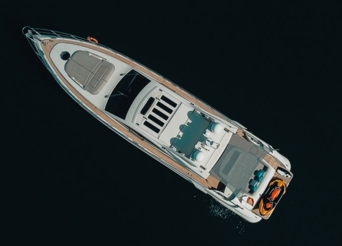 Azimut 68 S