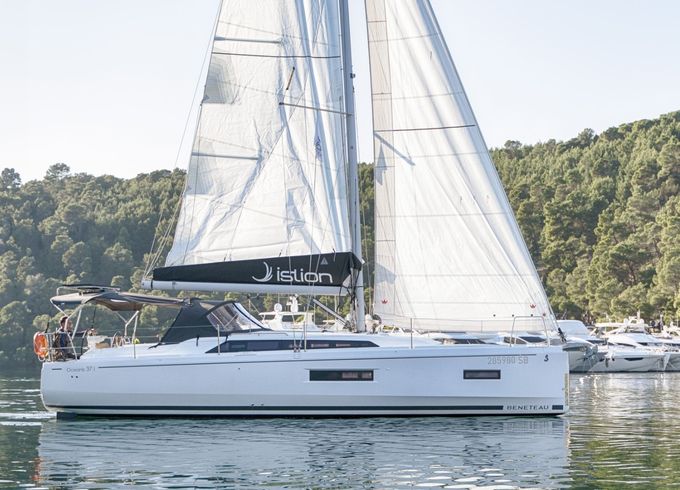 Bénéteau Oceanis 37.1