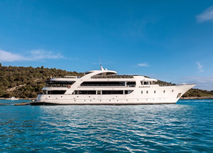 Motoryacht Karizma