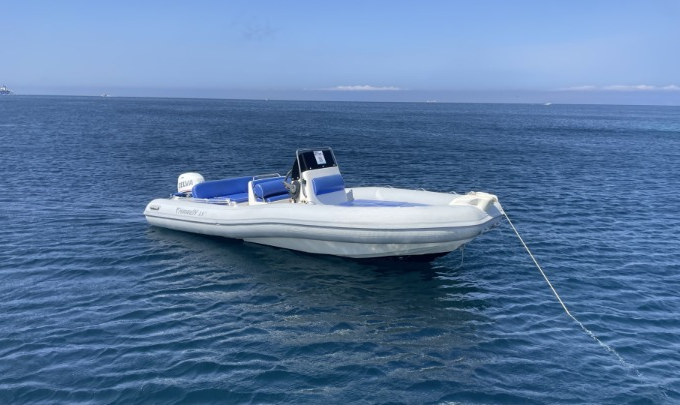 Marlin Boat 18