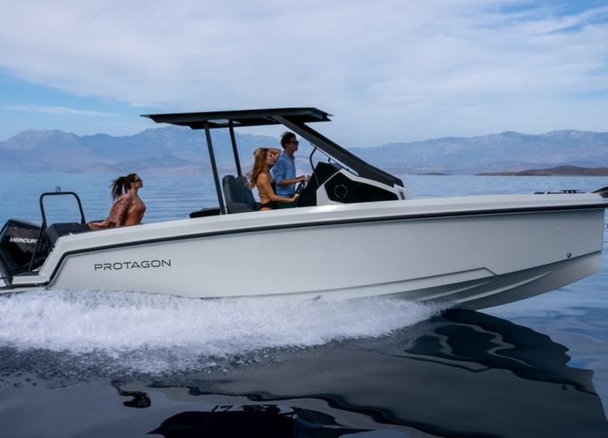 Protagon Yachts 25 Sundeck