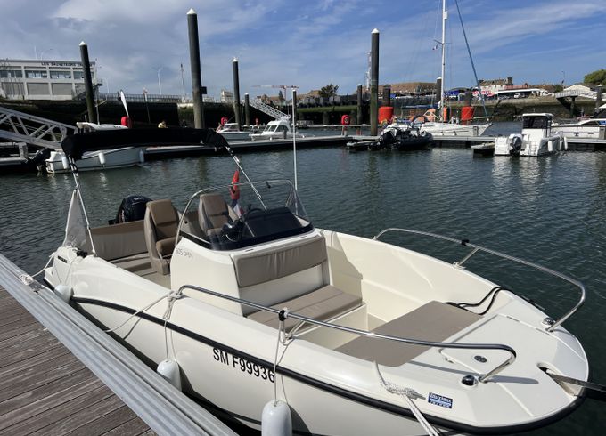 Quicksilver Activ 605 Open