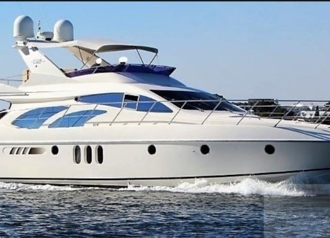 Azimut 62 Fly
