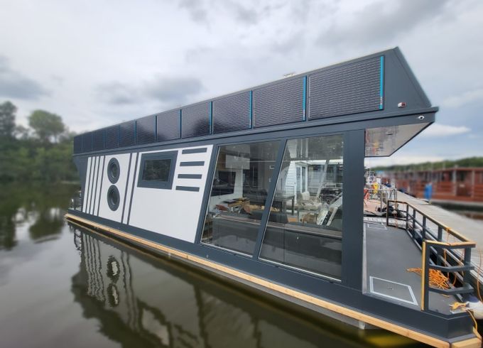 Werft Marina Buchholz 1st Class Buchholz