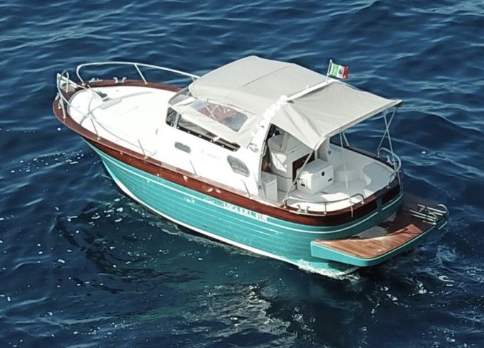 Maresca Sparviero 700