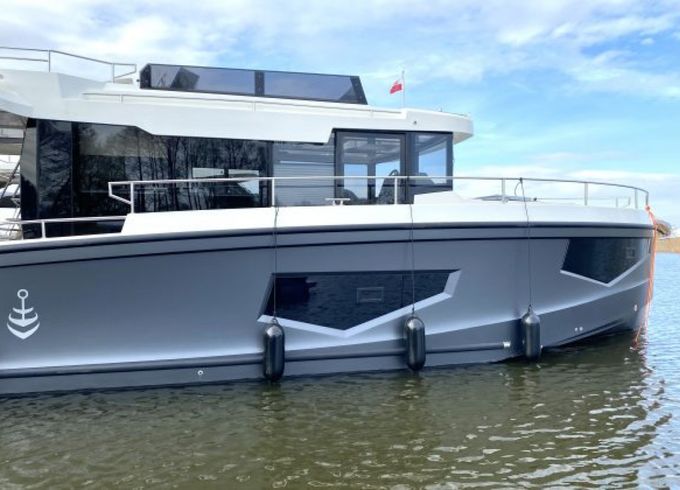 Cobra Seamaster 45
