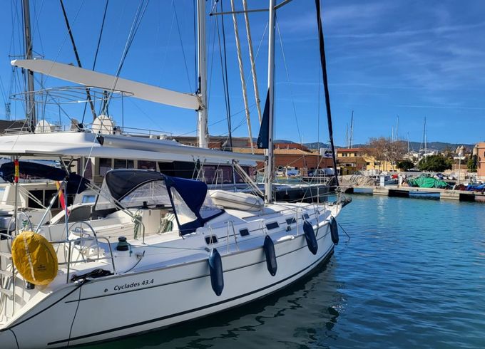 Bénéteau Cyclades 43.4
