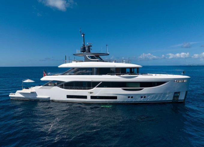 Benetti KINGS LAIR