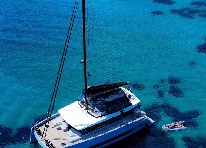 Moon Yacht Seabarit LX 2
