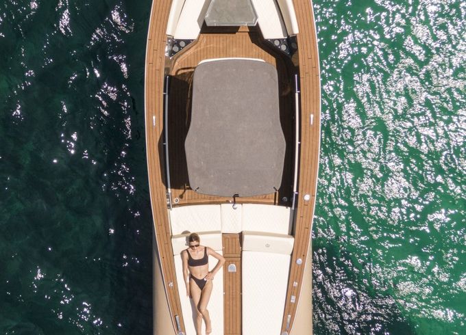 Lilybeaum Yacht Levanzo 25