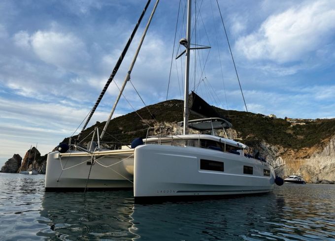 Lagoon 46