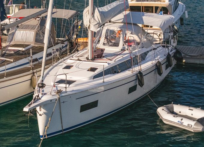 Bavaria C38