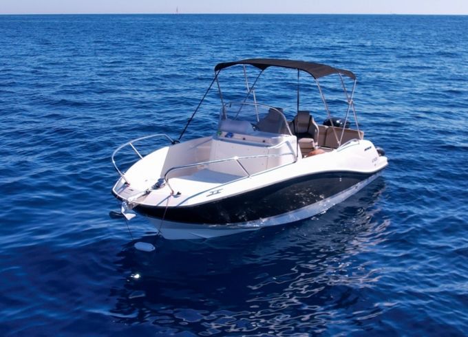 Quicksilver Activ 605 Open