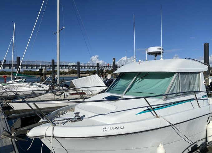 Jeanneau Merry fisher750CR