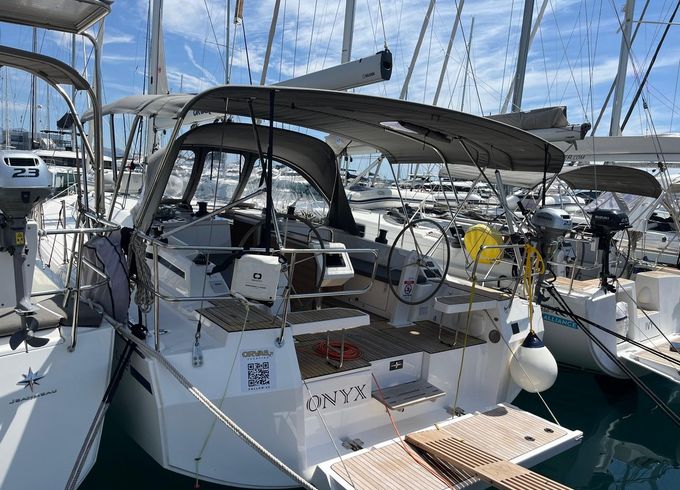 Bavaria C42