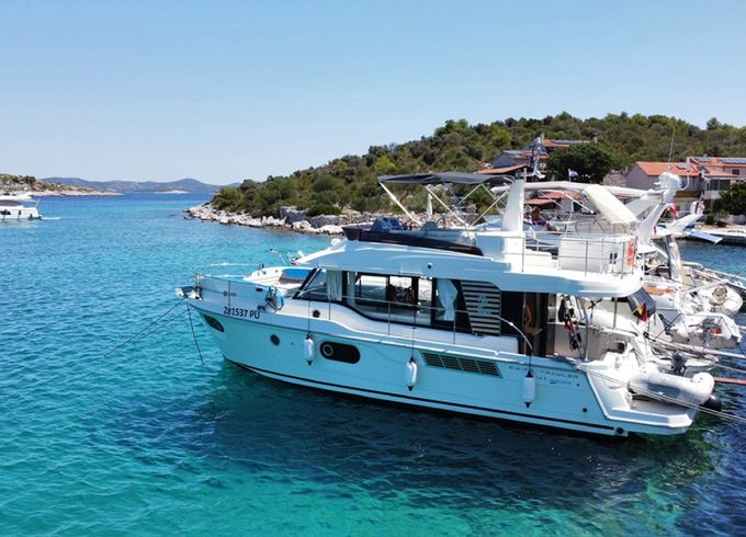 Bénéteau Swift Trawler 41 Fly
