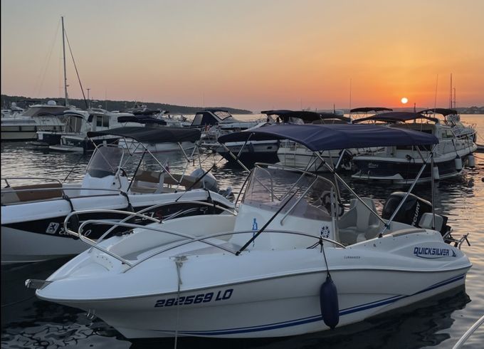 Quicksilver Activ 555 Open