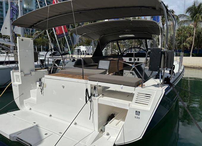 Dufour 530