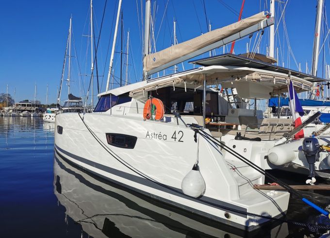 Fountaine Pajot Astrea 42