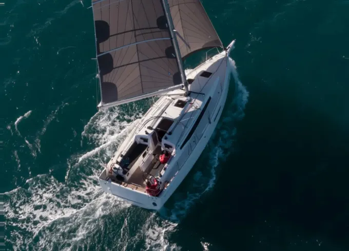 Jeanneau Sun Odyssey 380