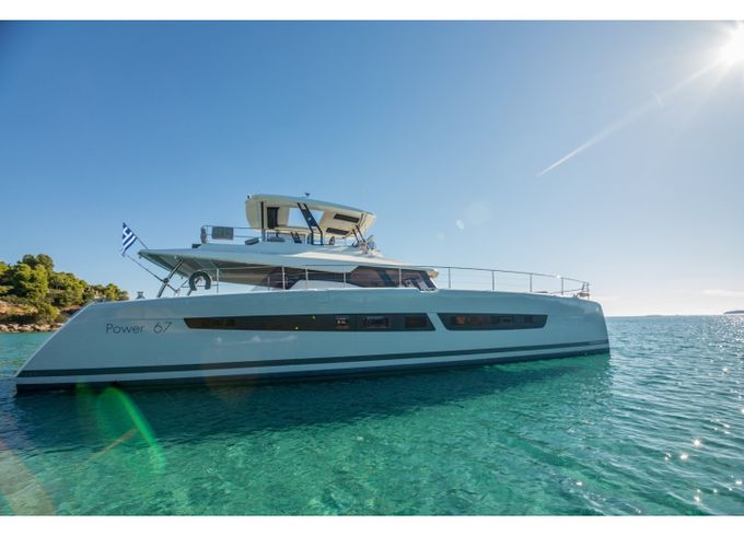 Fountaine Pajot Power 67 Fountaine Pajot