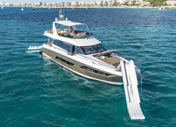 Prestige Yachts BLUE M